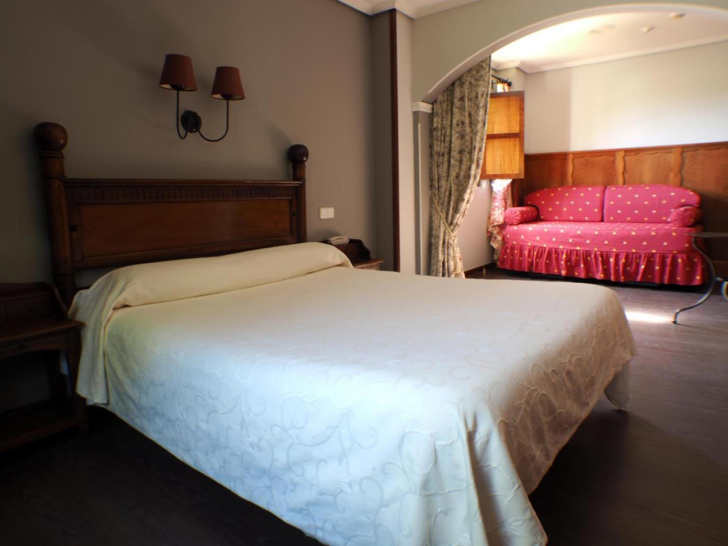 Hotel Comillas Zewnętrze zdjęcie